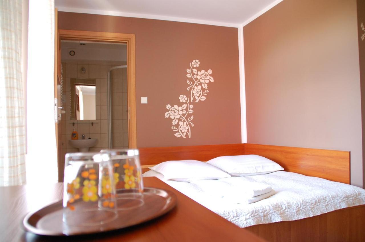 Koral Bed & Breakfast Koszalin Exterior foto